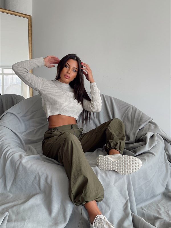 Crew Neck Thin Ribbed Blouse Stone