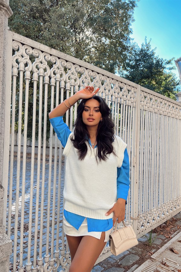 V Neck Knitwear Sweater Ecru - Image 2