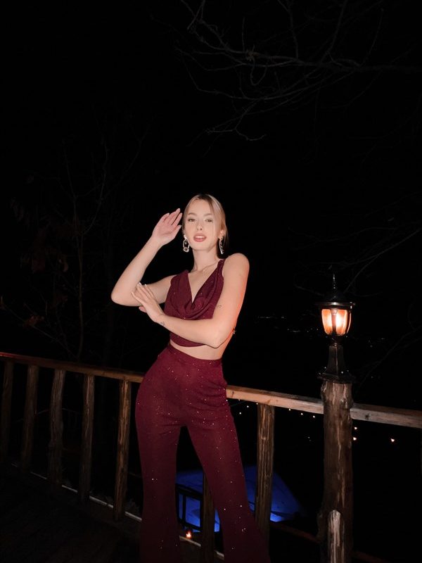 Sparkling Spanish Crop Set Claret Red